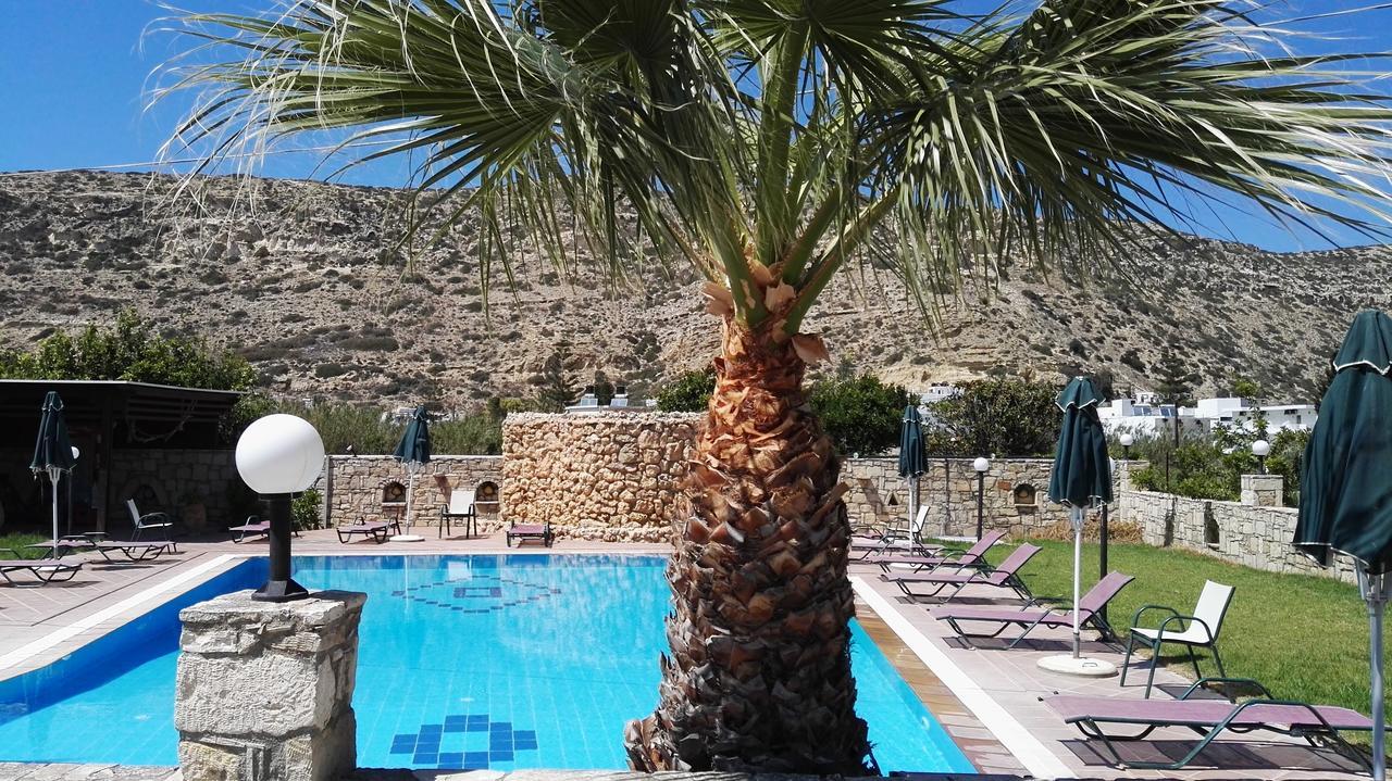 Dimitris Villa Hotel マタラ エクステリア 写真
