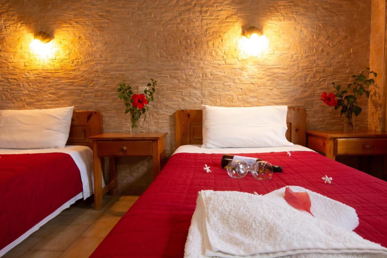 Dimitris Villa Hotel マタラ エクステリア 写真