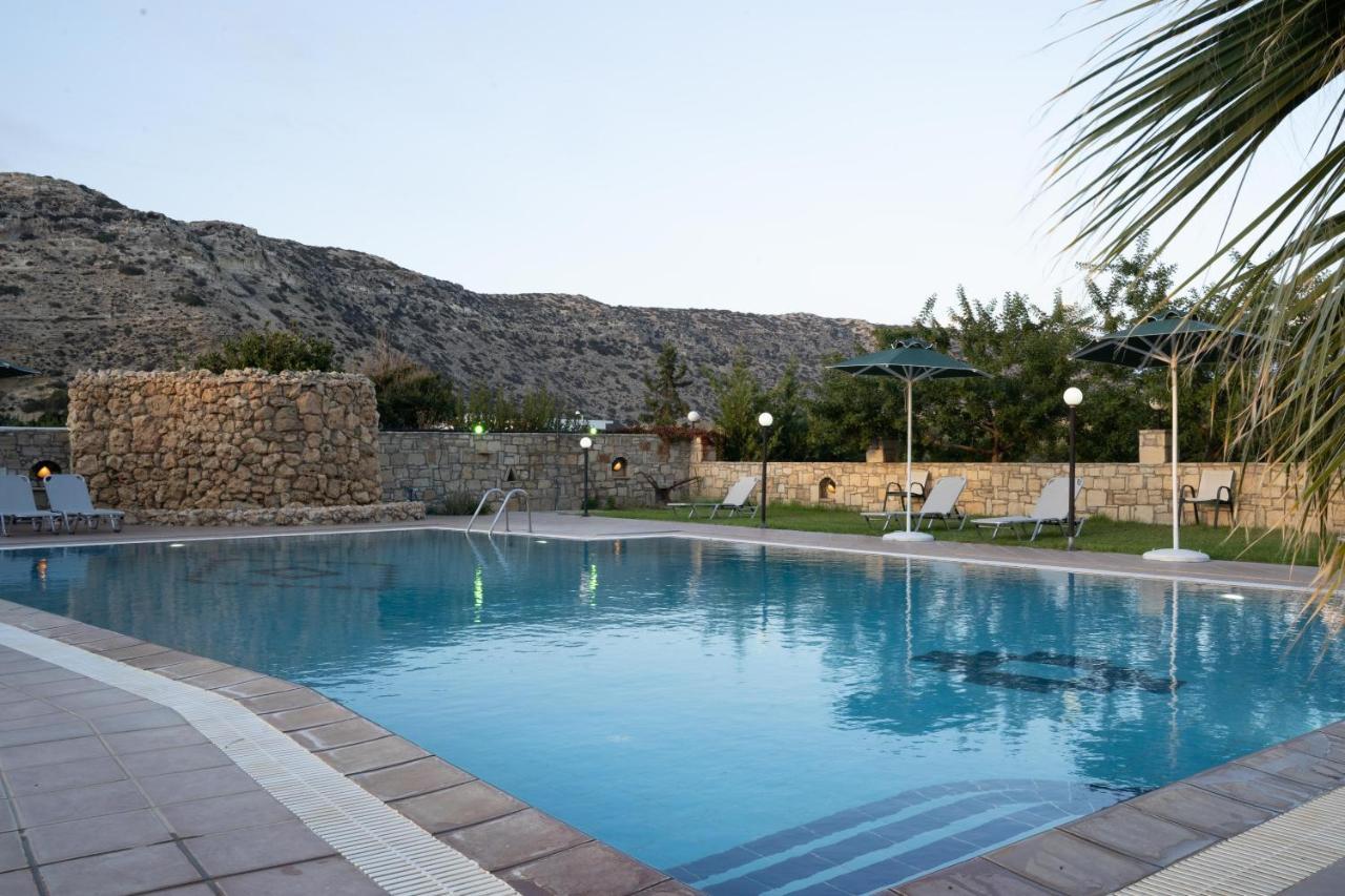 Dimitris Villa Hotel マタラ エクステリア 写真