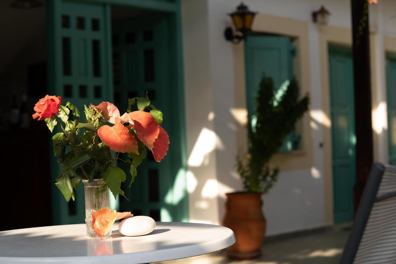 Dimitris Villa Hotel マタラ エクステリア 写真