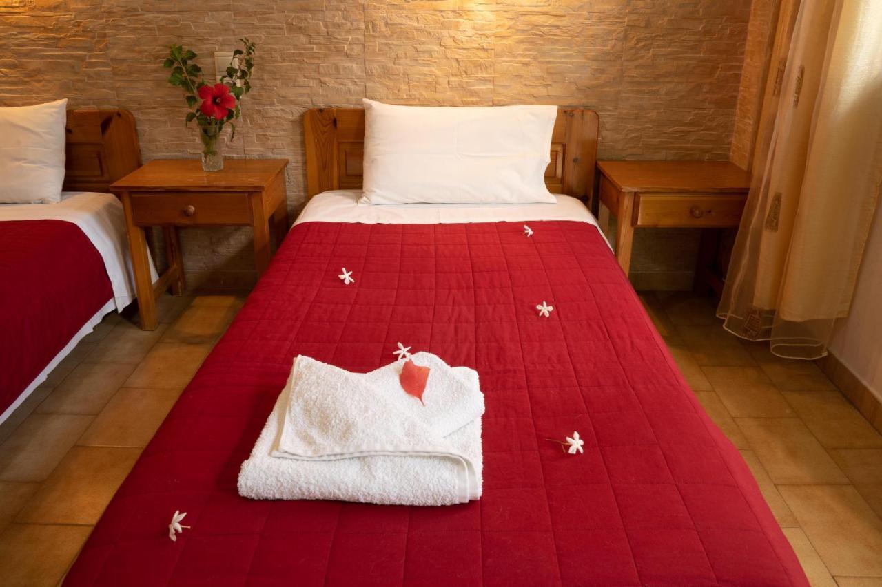 Dimitris Villa Hotel マタラ エクステリア 写真