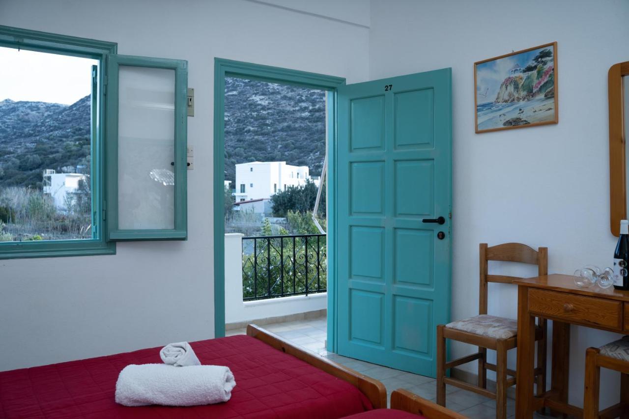 Dimitris Villa Hotel マタラ エクステリア 写真